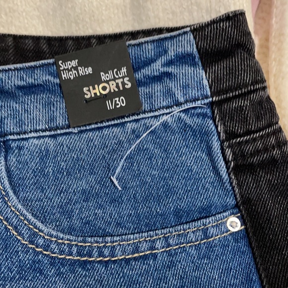 🦩vintage style denim shorts 🦩 - Picture 7 of 11